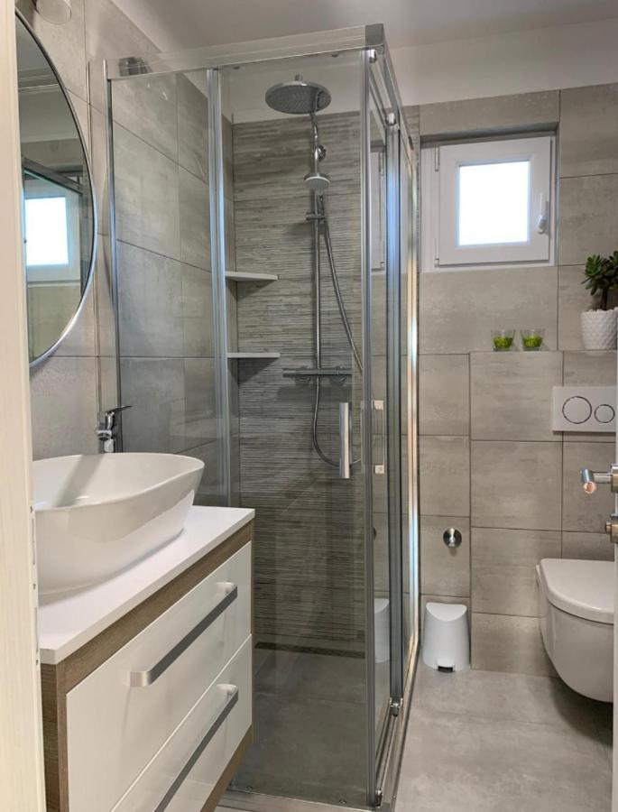 Apartment Salov Τρογκίρ Εξωτερικό φωτογραφία