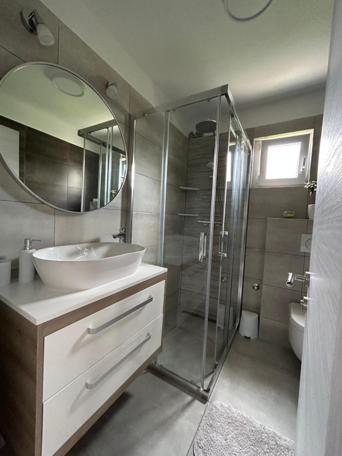 Apartment Salov Τρογκίρ Εξωτερικό φωτογραφία
