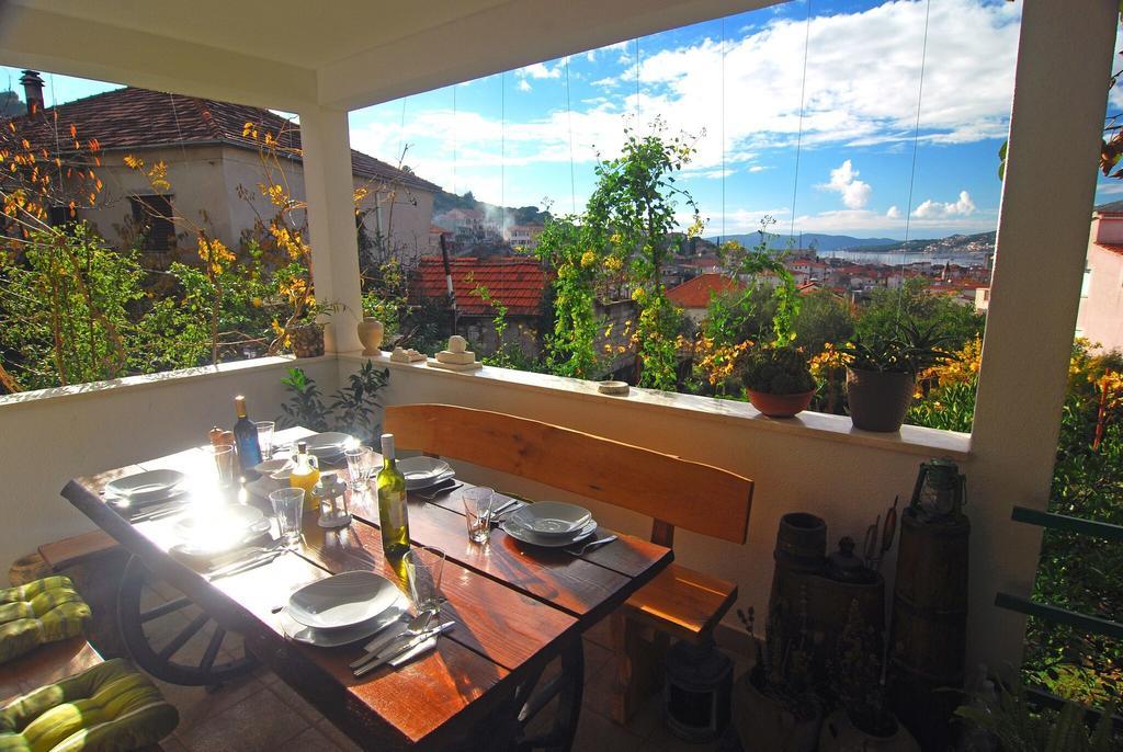 Apartment Salov Τρογκίρ Εξωτερικό φωτογραφία